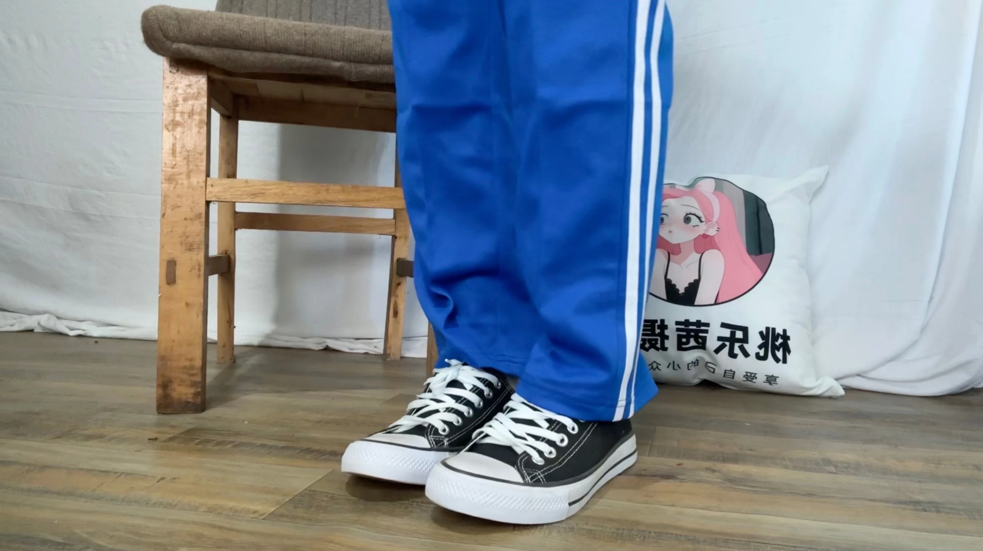 NO.045 《蛋液飞溅》第3部｜脆响校服匡威 - 2预览