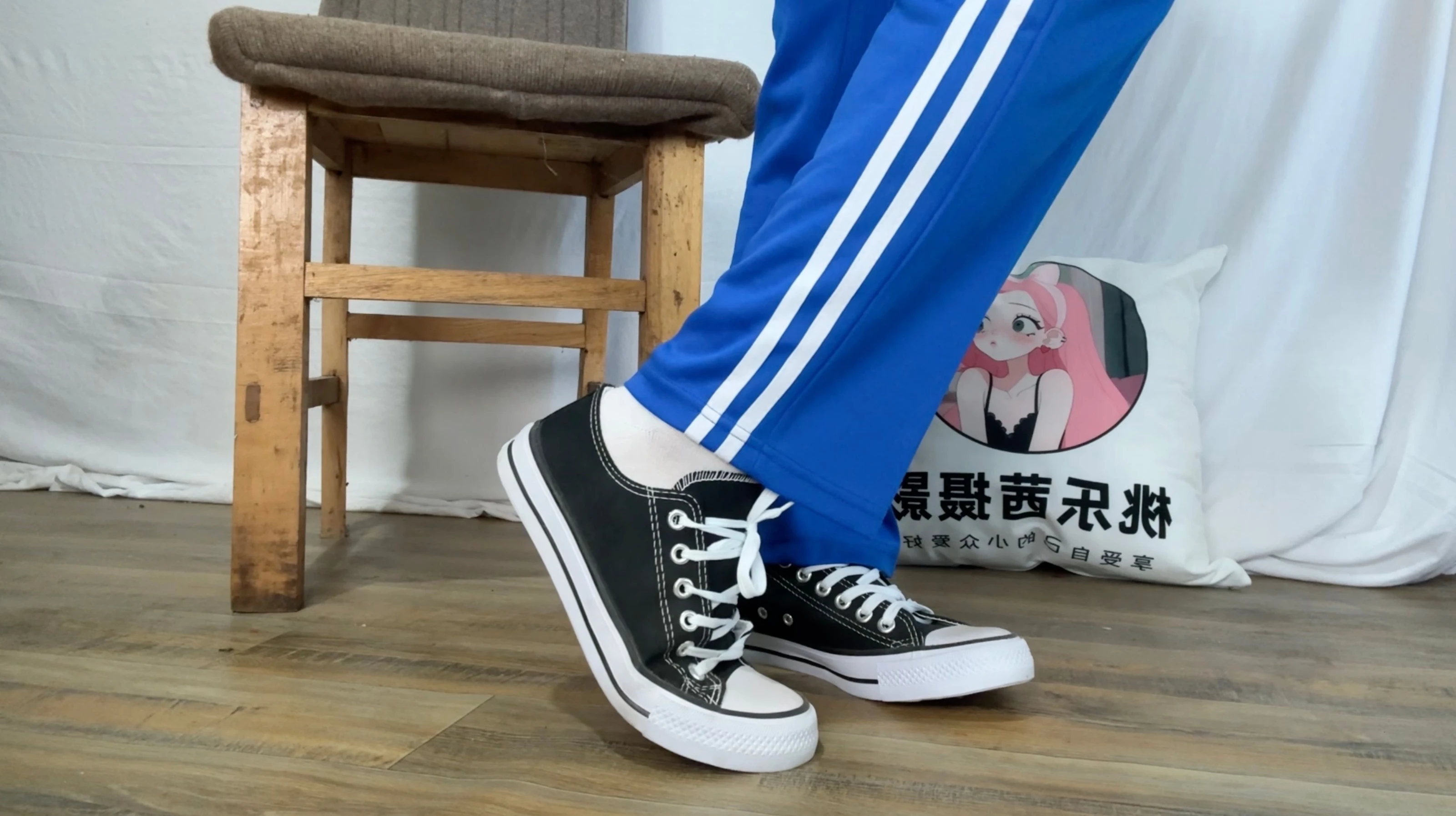 NO.045 《蛋液飞溅》第3部｜脆响校服匡威 - 3预览