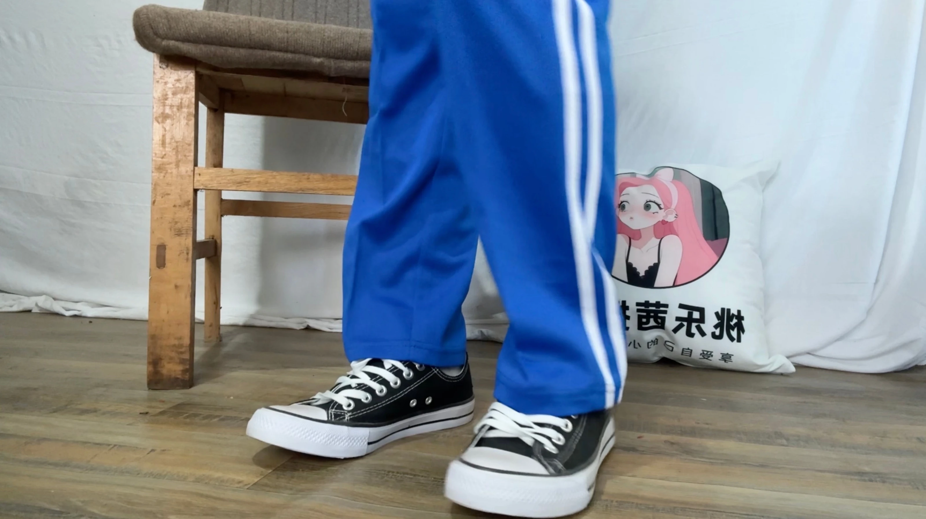 NO.045 《蛋液飞溅》第3部｜脆响校服匡威 - 4预览
