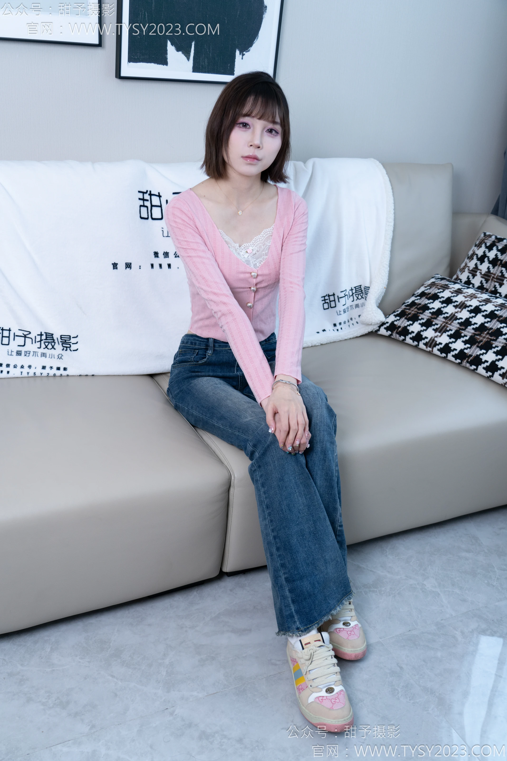 NO.170 珞珞-板鞋、白棉袜、裸足 - 1预览
