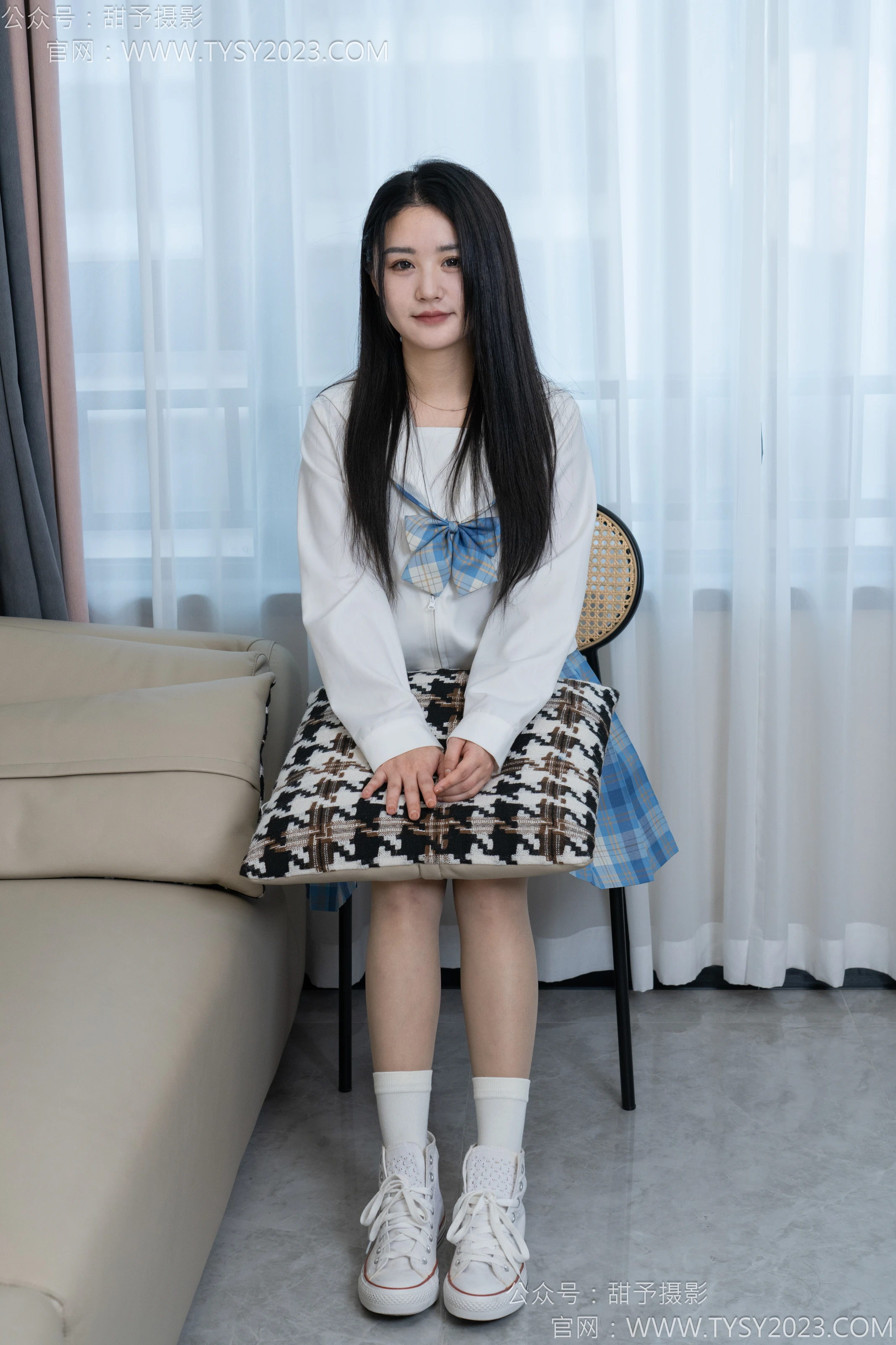 NO.154 澜澜-帆布鞋、白棉袜、薄灰丝、跺脚抖腿剧情 - 1预览
