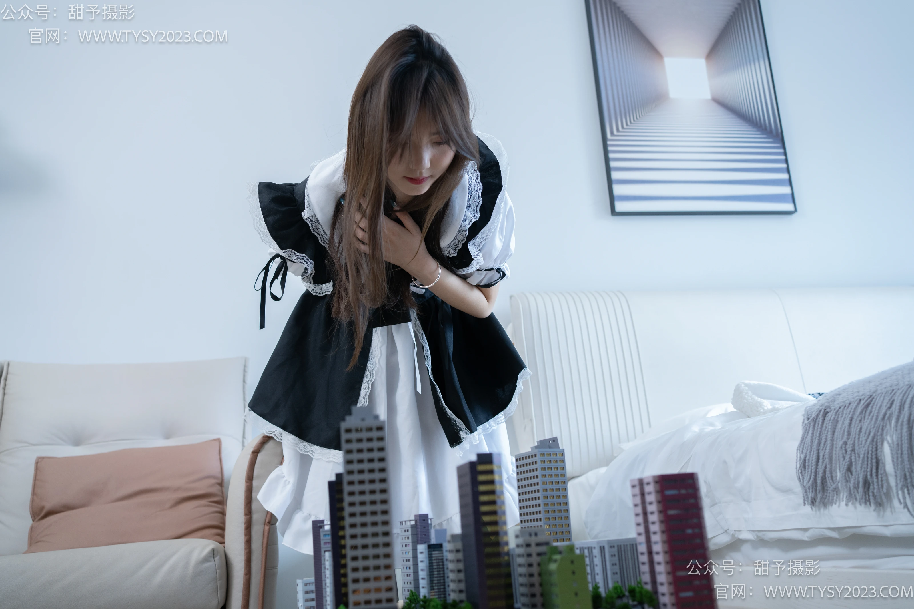 NO.056 璇璇-高跟鞋、黑丝、白丝、裸足、小人国剧情 - 4预览