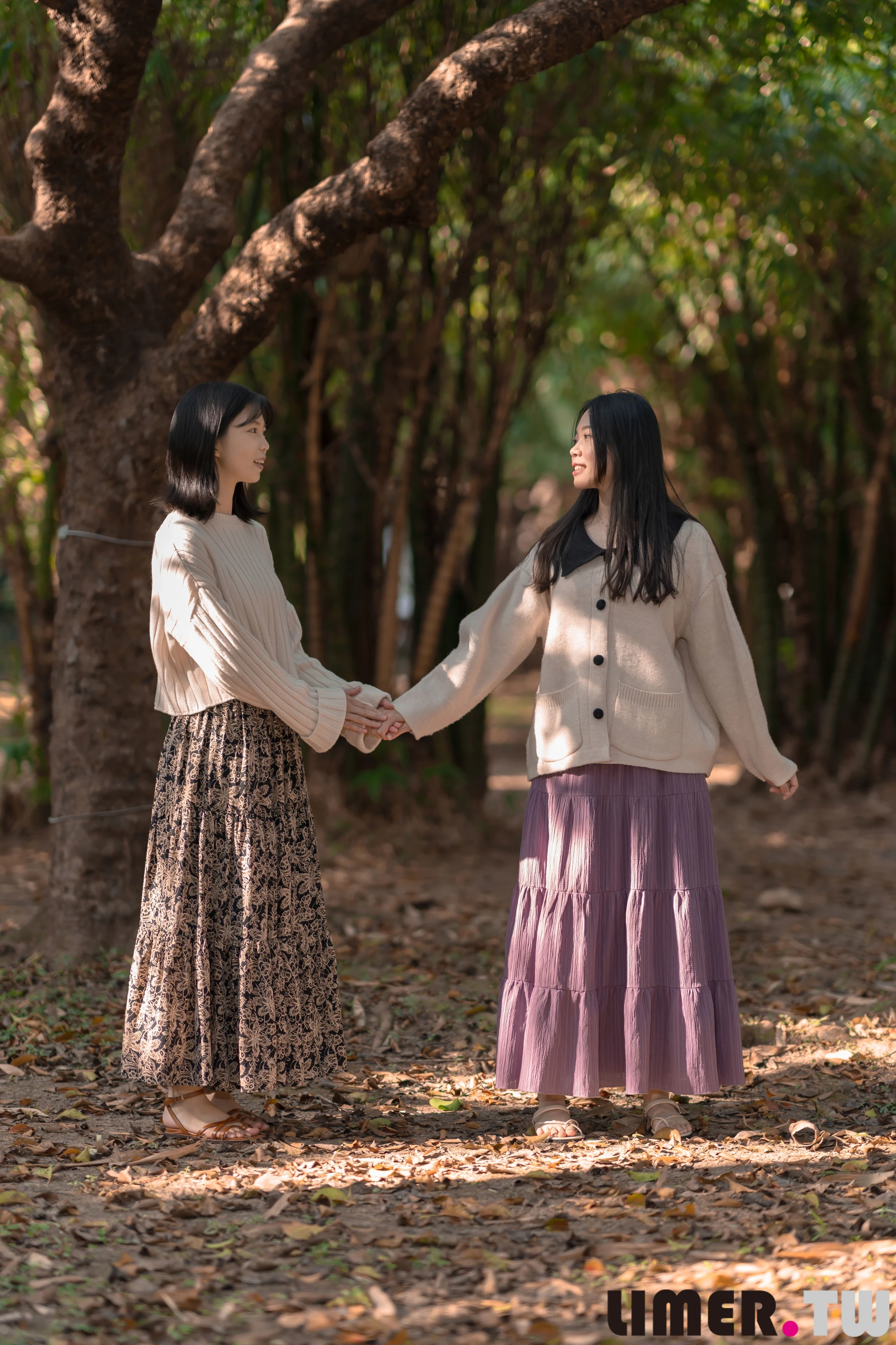 NO.119 Mona x Cosima 大自然與足的親密接觸 - 1预览
