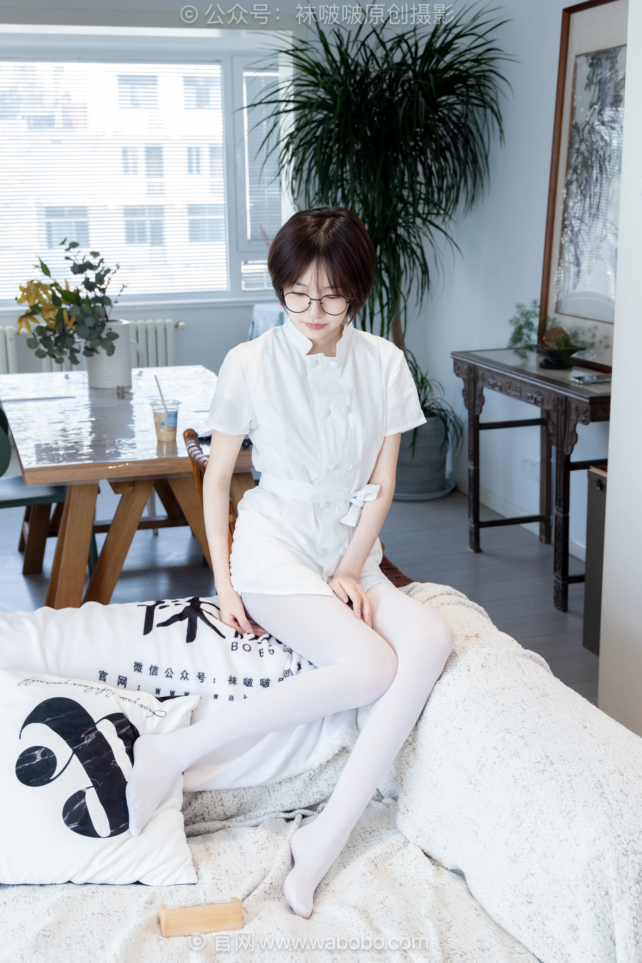 NO.702 小甜豆-高跟凉鞋、厚白丝、护士服 - 2预览